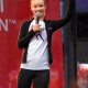 Nom du fichier=15thannualEifRevlonRunwalkForWomen_90.jpg
Taille du fichier=288Ko
Dimensions : 1330x2000
Ajouté le : 06 Mai 2012 15thannualEifRevlonRunwalkForWomen_90.jpg