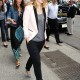 Nom du fichier=LeavingGoodMorningAmerica_02.jpg
Taille du fichier=267Ko
Dimensions : 682x1024
Ajouté le : 20 Juin 2012 LeavingGoodMorningAmerica_02.jpg