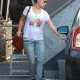 Nom du fichier=OWleavingafriendshouseinLA_12.jpg
Taille du fichier=209Ko
Dimensions : 776x1024
Ajouté le : 10 Janvier 2014 OWleavingafriendshouseinLA_12.jpg