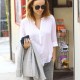 OliviaWildeGetsLunchWestHollywood_30.jpg