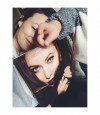99_43_OliviaWilde_BeautyBookforCancer_3dec.jpg